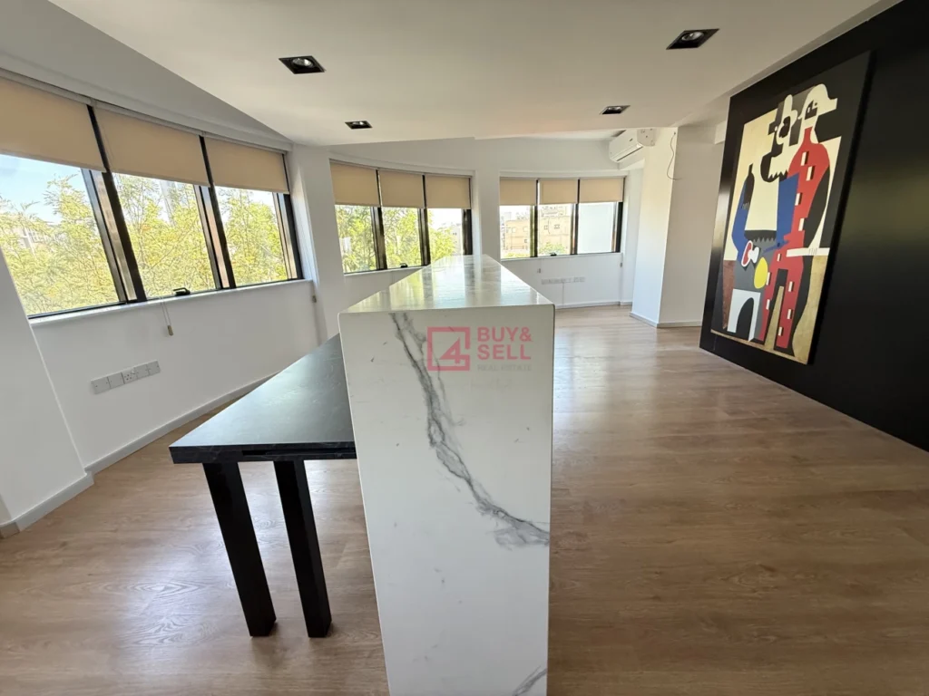 250m² Office for Rent in Limassol District