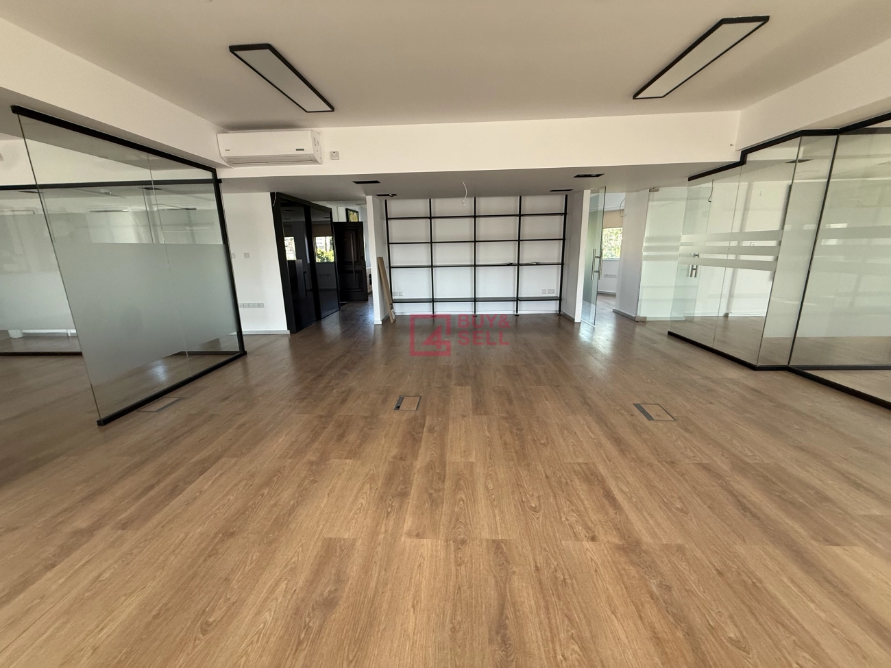 250m² Office for Rent in Limassol District