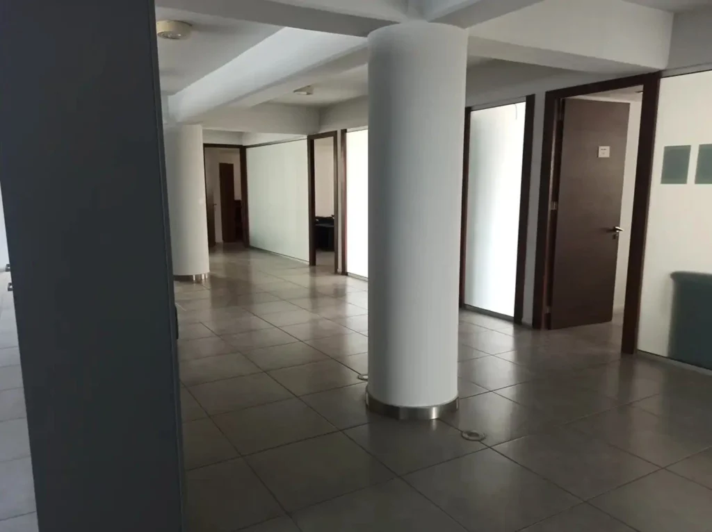 200m² Office for Rent in Limassol – Omonoia