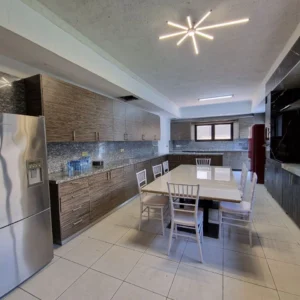 6+ Bedroom House for Rent in Voroklini Tourist Area, Larnaca District