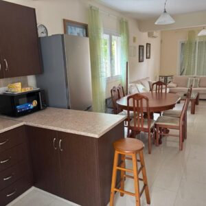 2 Bedroom House for Rent in Agios Tychonas, Limassol District
