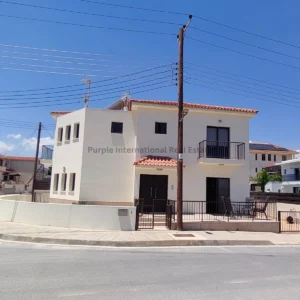 3 Bedroom House for Sale in Aradippou, Larnaca District