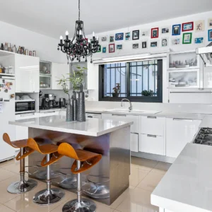 6+ Bedroom House for Sale in Konia, Paphos District