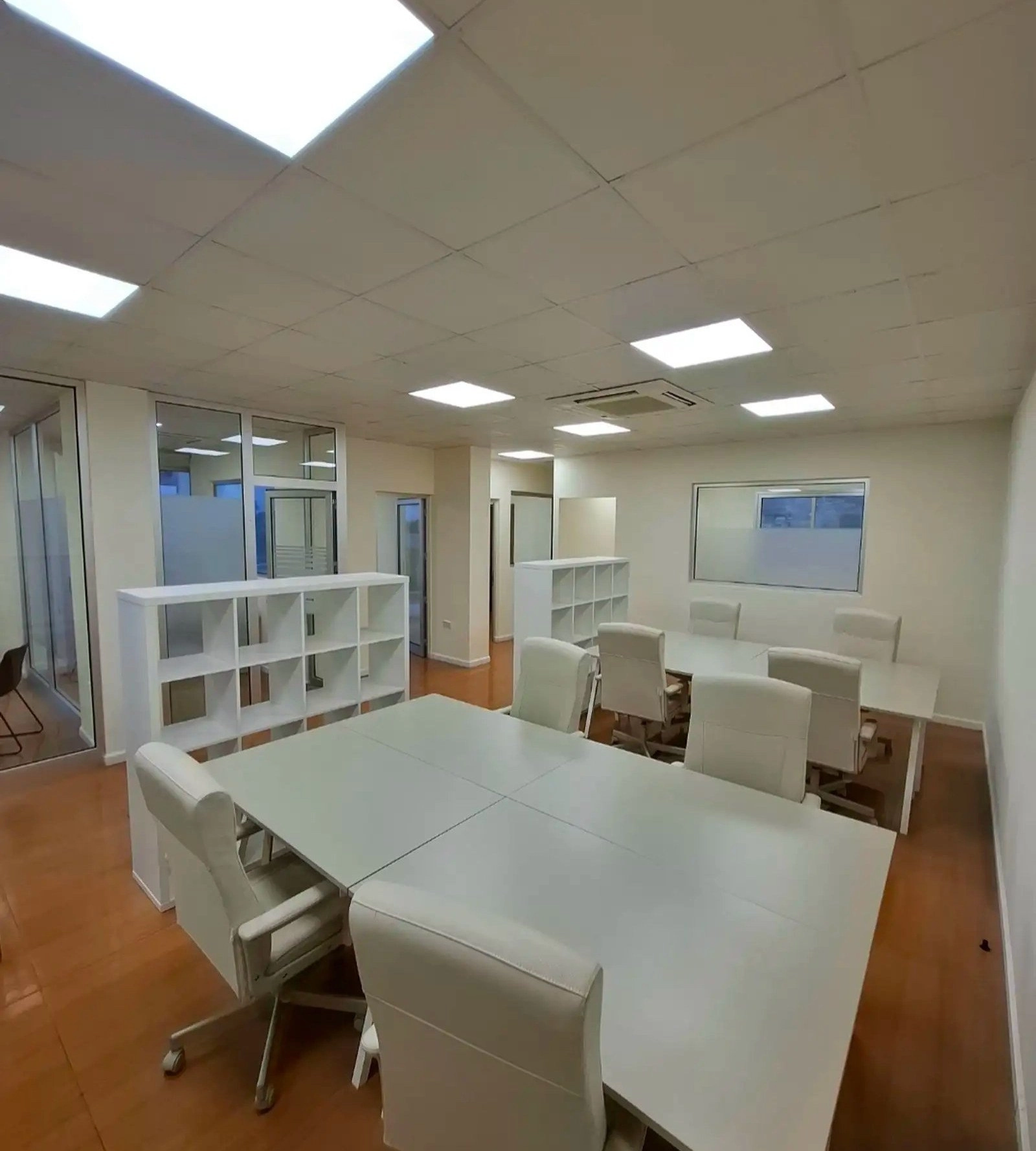 248m² Office for Rent in Limassol – Mesa Geitonia