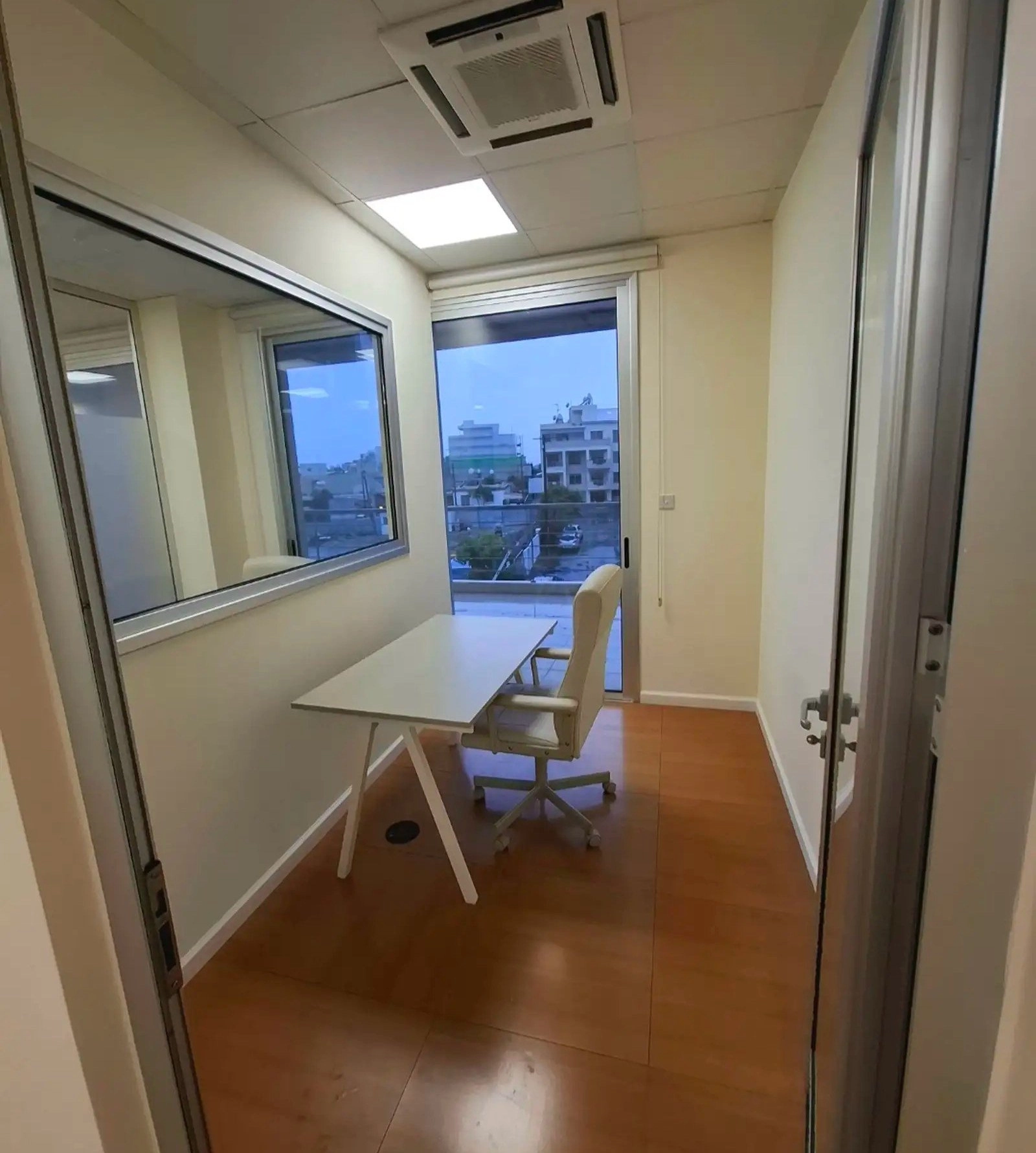 248m² Office for Rent in Limassol – Mesa Geitonia