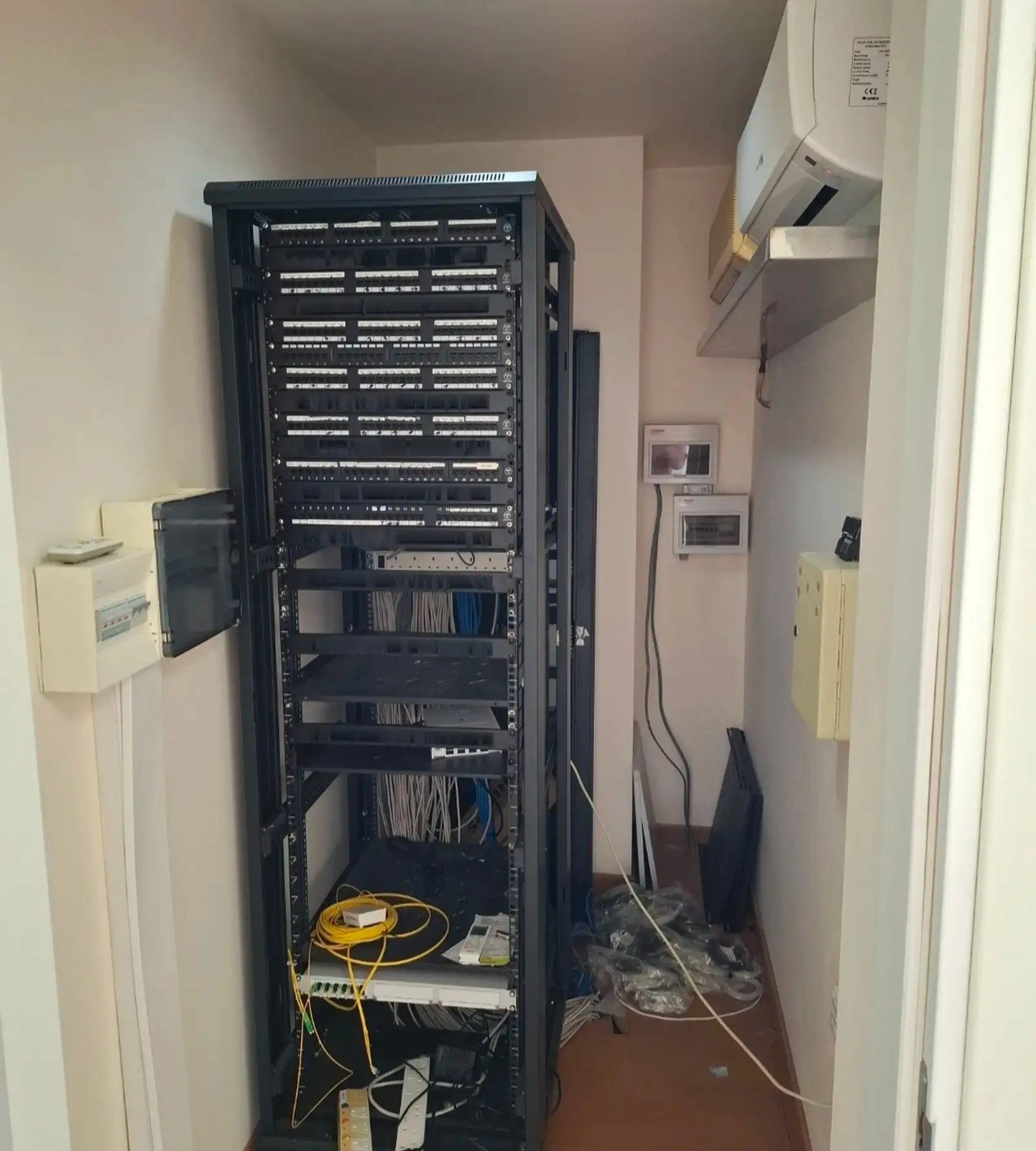248m² Office for Rent in Limassol – Mesa Geitonia