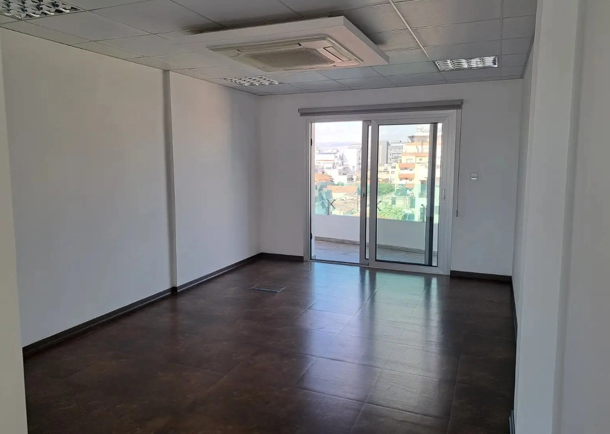 3099m² Building for Sale in Limassol District