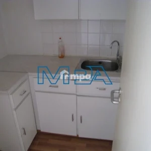 165m² Commercial for Rent in Agioi Omologites, Nicosia District