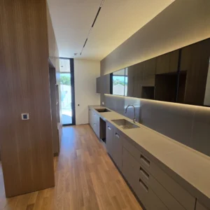 3 Bedroom Apartment for Rent in Agioi Omologites, Nicosia District