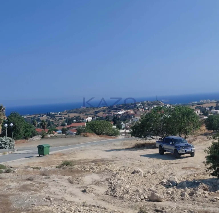 17,587m² Plot for Sale in Maroni, Larnaca District