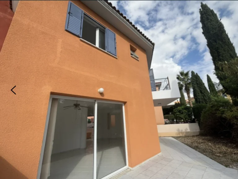 Cheap Houses and Villas for Sale Paphos up to 300000 euro