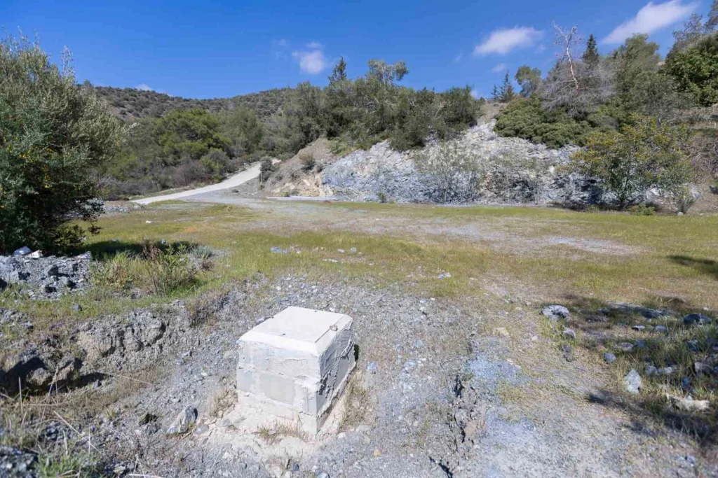 6,355m² Plot for Sale in Foinikaria, Limassol District
