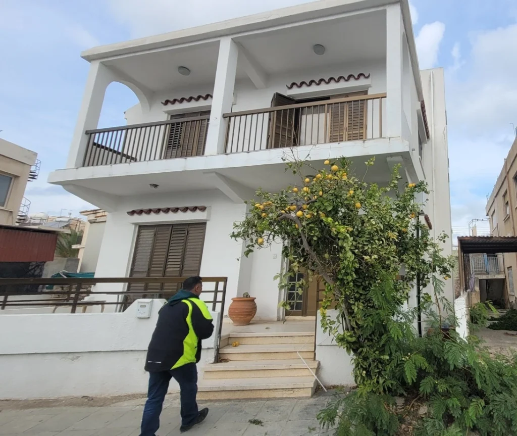 280m² Building for Sale in Geroskipou, Paphos District