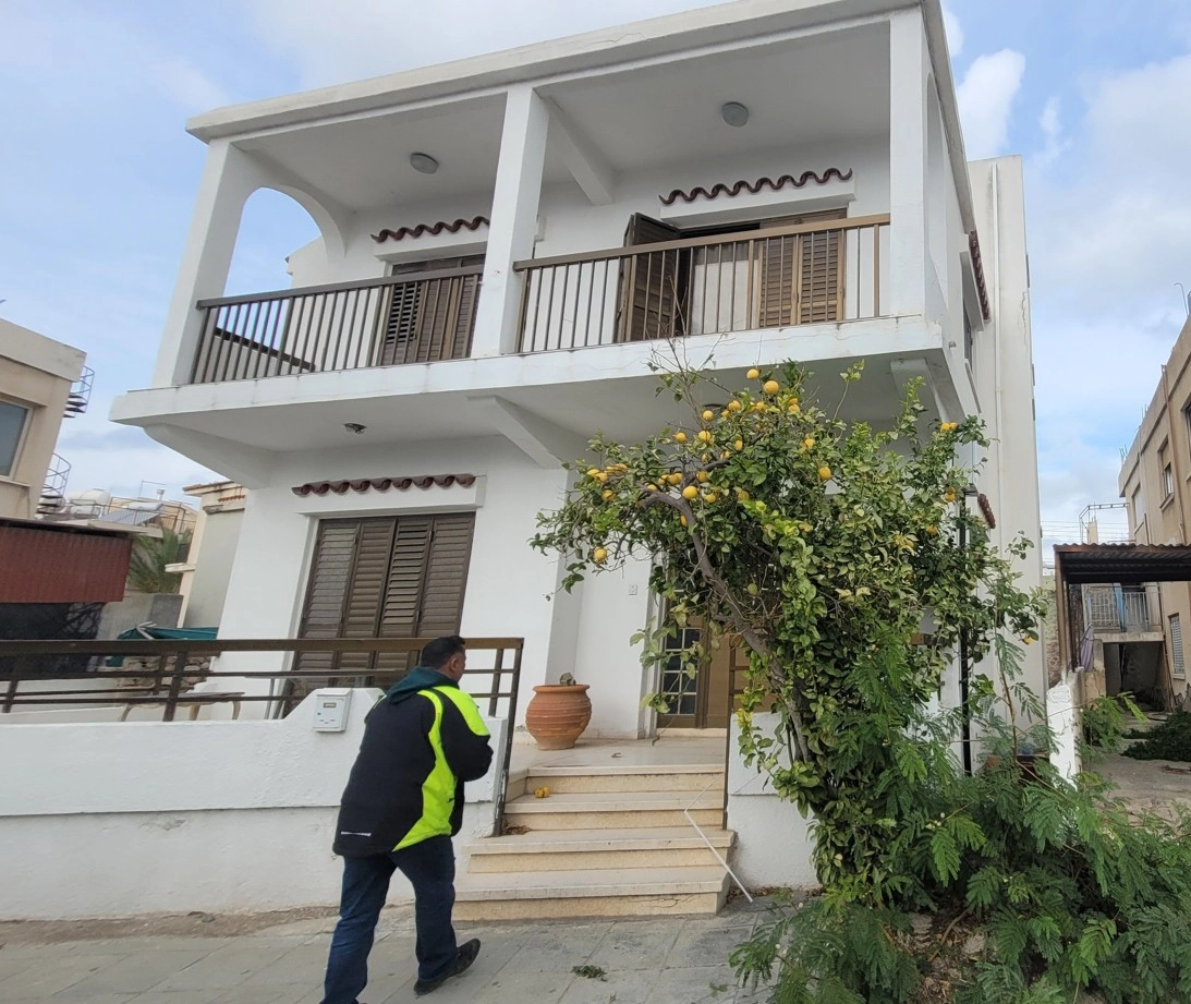 280m² Building for Sale in Geroskipou, Paphos District