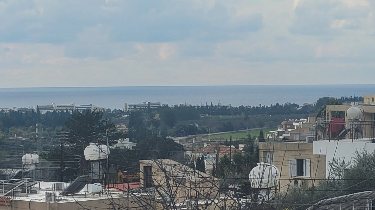 280m² Building for Sale in Geroskipou, Paphos District