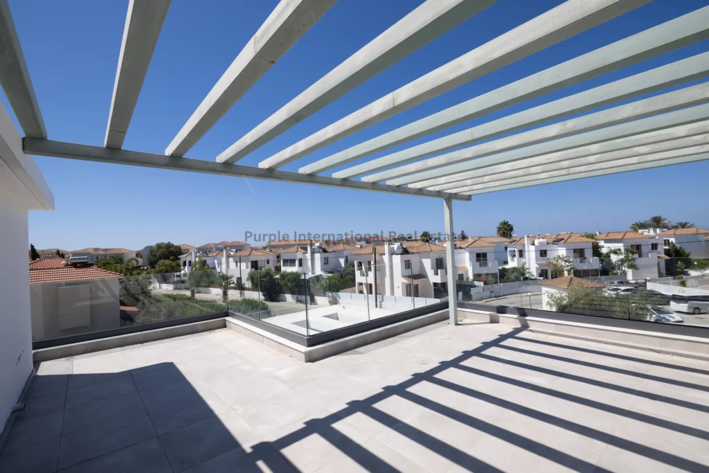 for Sale in Pervolia Larnacas