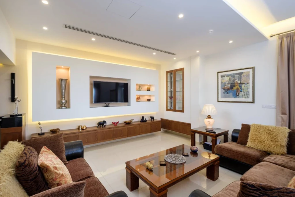 5 Bedroom House for Sale