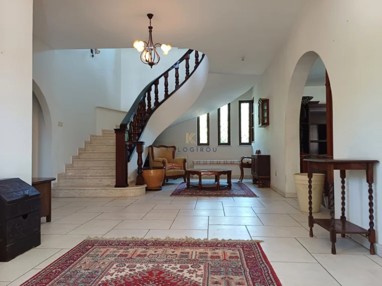 Cheap Houses and Villas for Sale Larnaca up to 900000 euro