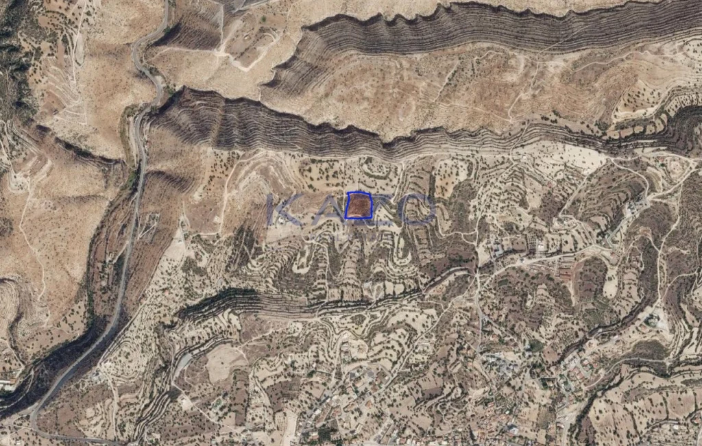 8,362m² Plot for Sale in Paramytha, Limassol District