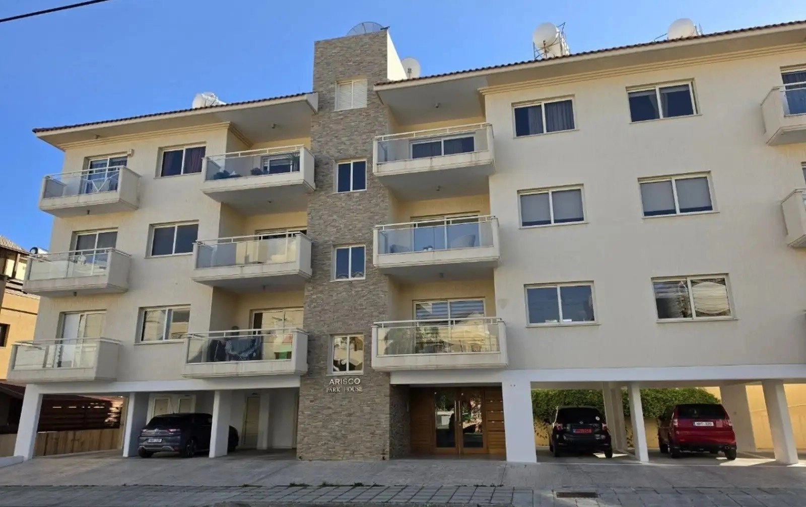 750m² Building for Sale in Limassol – Mesa Geitonia