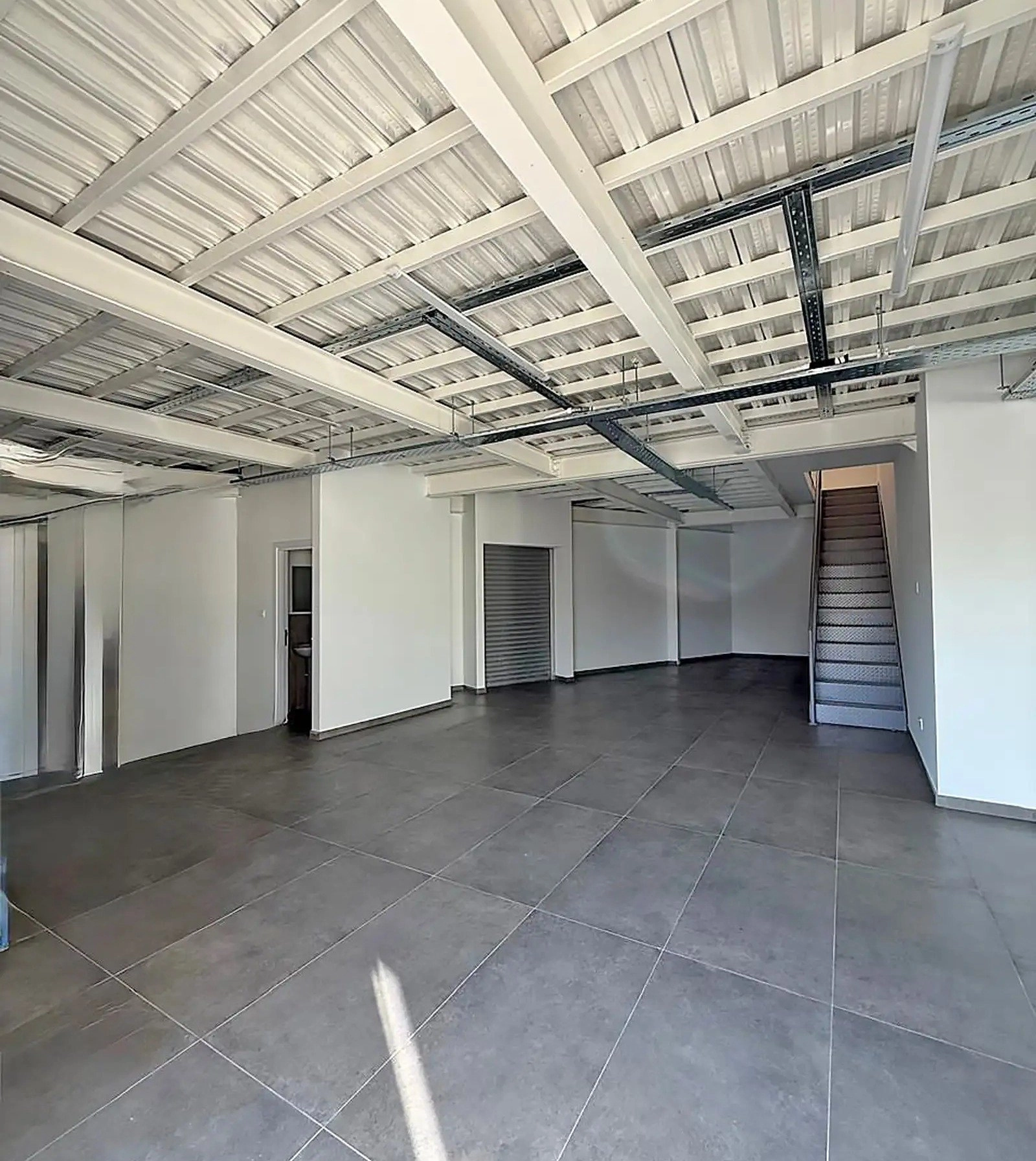 514m² Building for Sale in Limassol District