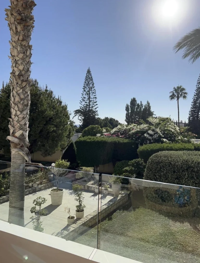 6+ Bedroom Apartment for Sale in Pyrgos Lemesou, Limassol District