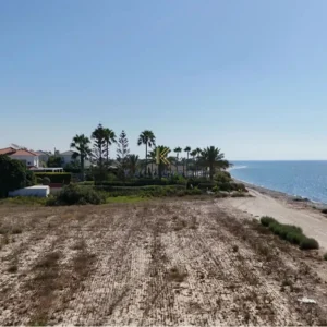 10,034m² Plot for Sale in Mazotos, Larnaca District