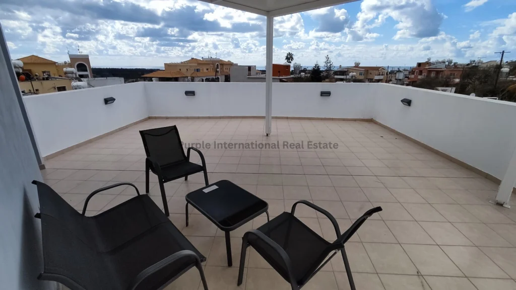 216m² Building for Sale in Geroskipou, Paphos District