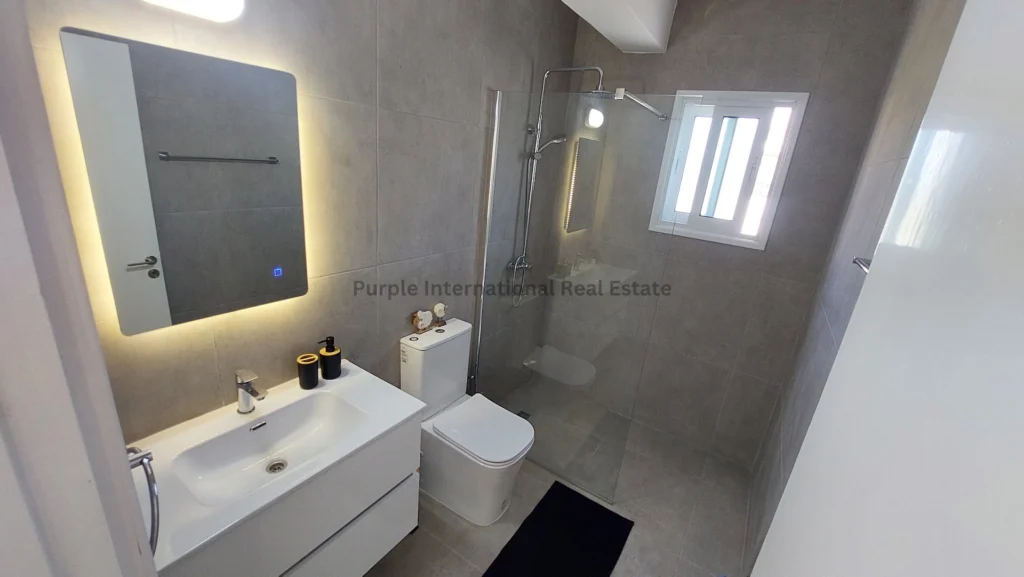 284m² Building for Sale in Kato Paphos