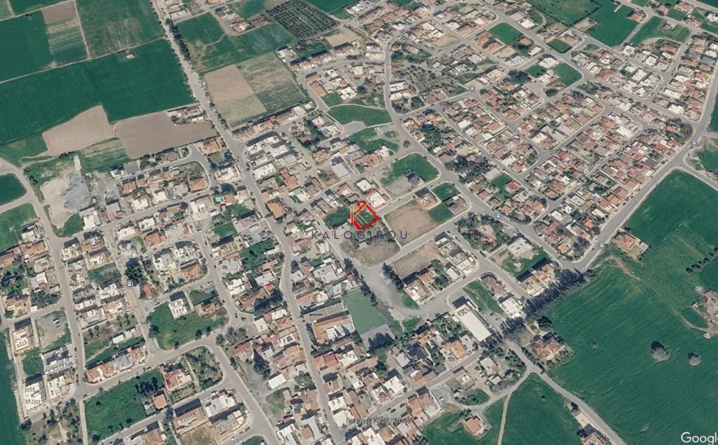 604m² Plot for Sale in Pervolia Larnacas