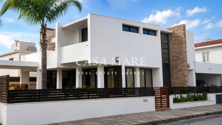 4 Bedroom House for Sale
