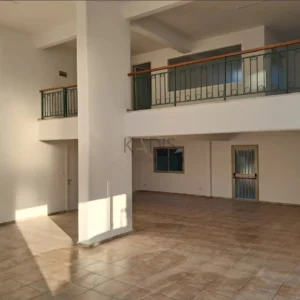 180m² Commercial for Rent in Kato Polemidia, Limassol District