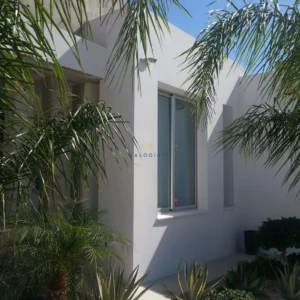 110m² Commercial for Rent in Oroklini, Larnaca District