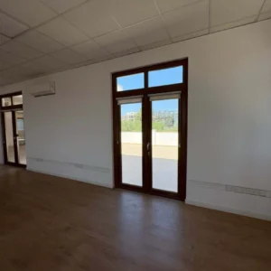 300m² Office for Rent in Limassol – Linopetra