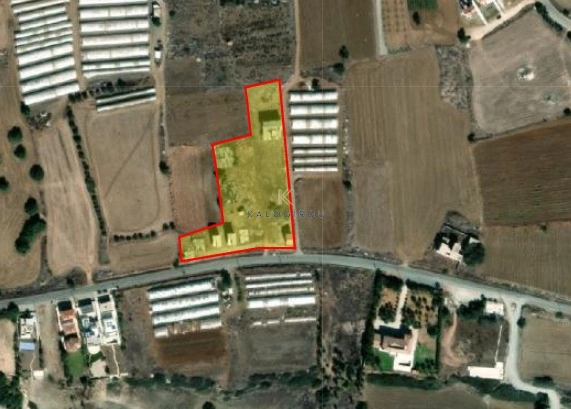 8,470m² Plot for Sale in Maroni, Larnaca District