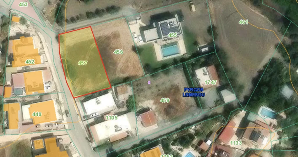 883m² Plot for Sale in Pyrgos Lemesou, Limassol District