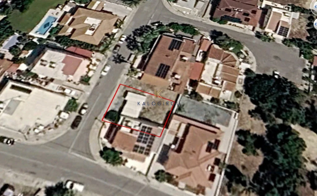 243m² Plot for Sale in Strovolos, Nicosia District