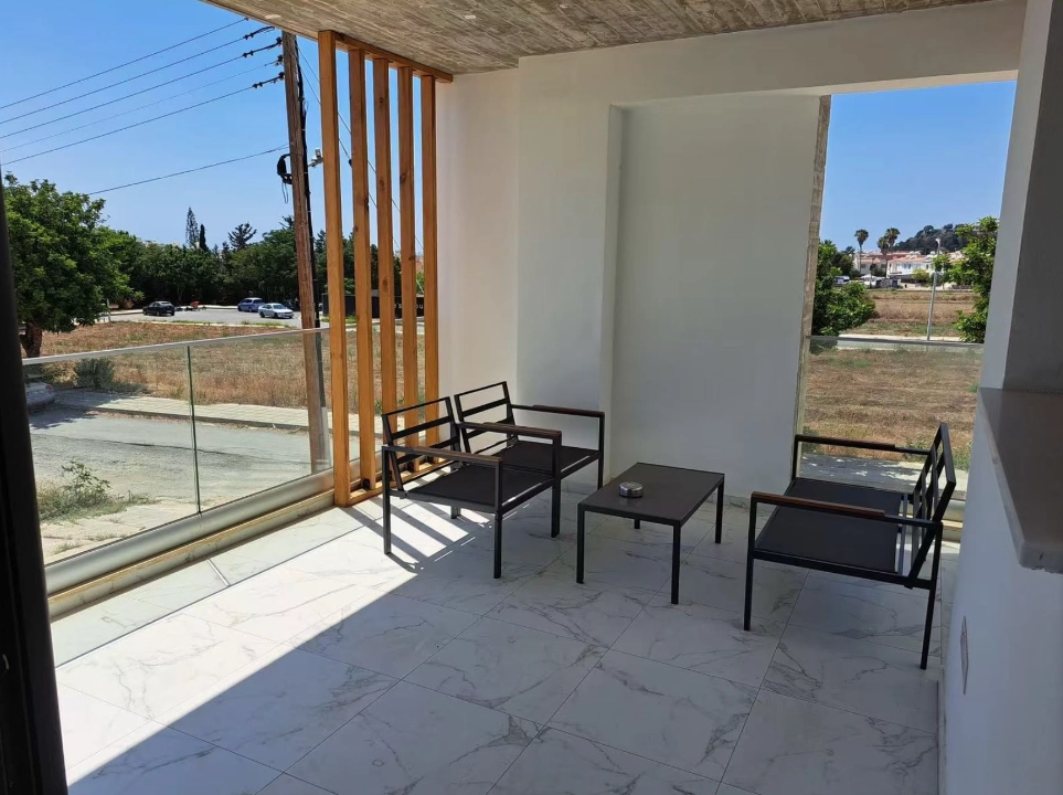 652m² Building for Sale in Paphos – Universal