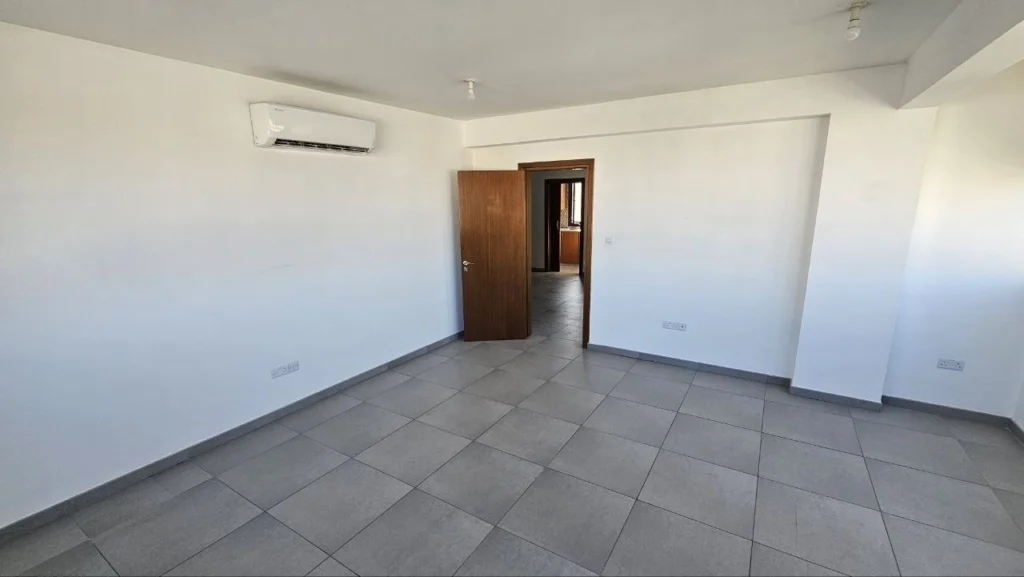 114m² Office for Rent