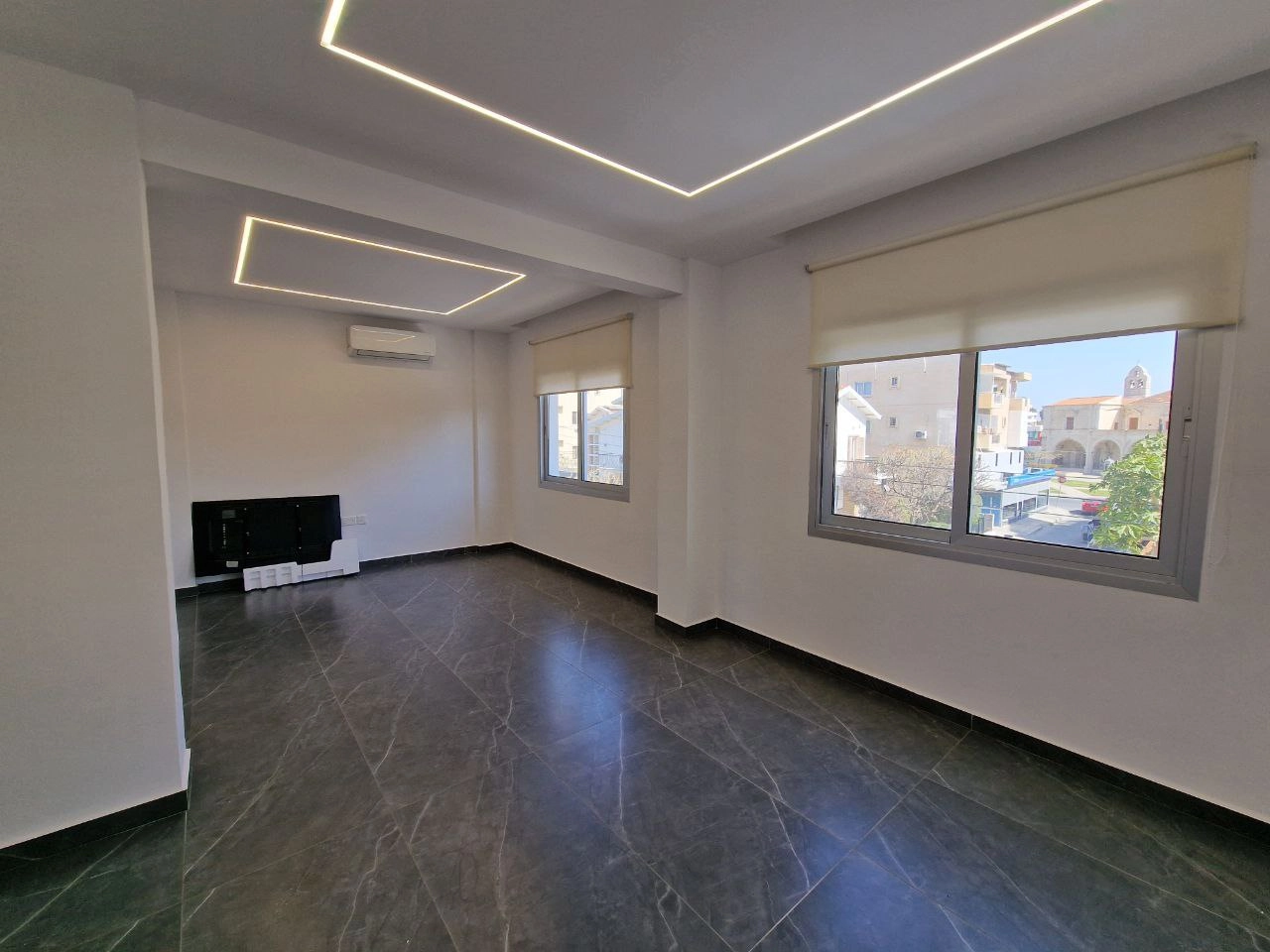 142m² Office for Rent