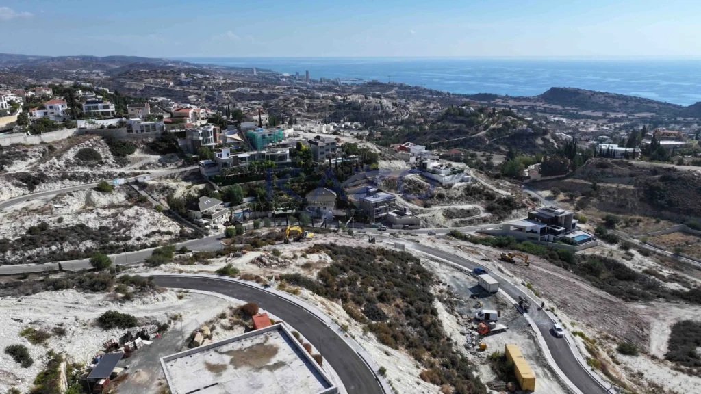 1,171m² Plot for Sale in Agios Tychonas, Limassol District