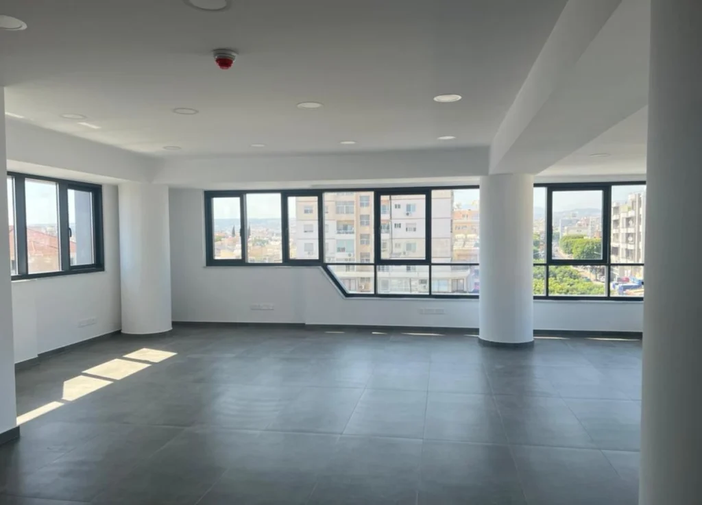 115m² Office for Rent