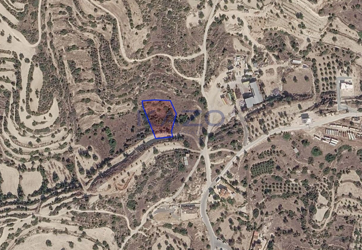 2,342m² Plot for Sale in Paramytha, Limassol District