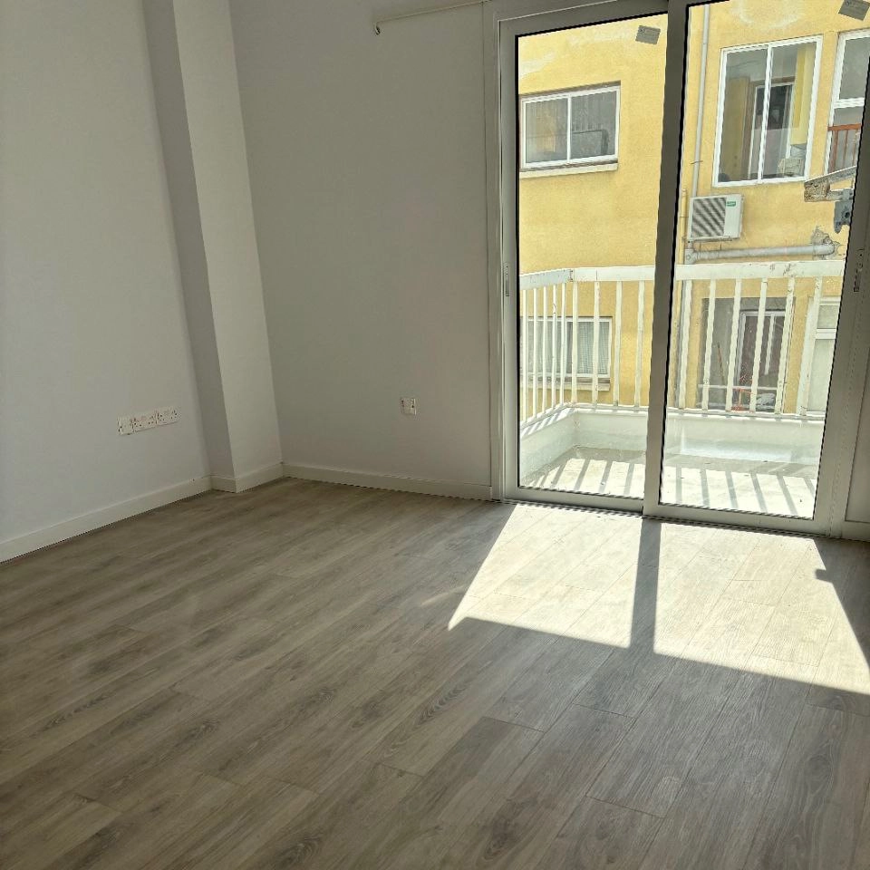 100m² Office for Rent