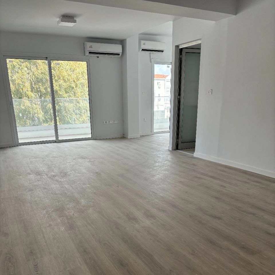 102m² Office for Rent