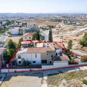 4 Bedroom House for Sale in Strovolos, Nicosia District