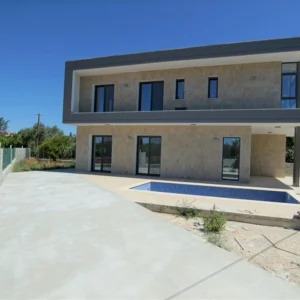 3 Bedroom House for Sale in Trachoni Lemesou, Limassol District