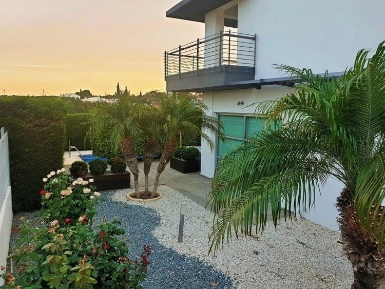 3 Bedroom House for Rent in Episkopi, Limassol District