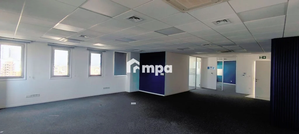 180m² Office for Rent in Nicosia District