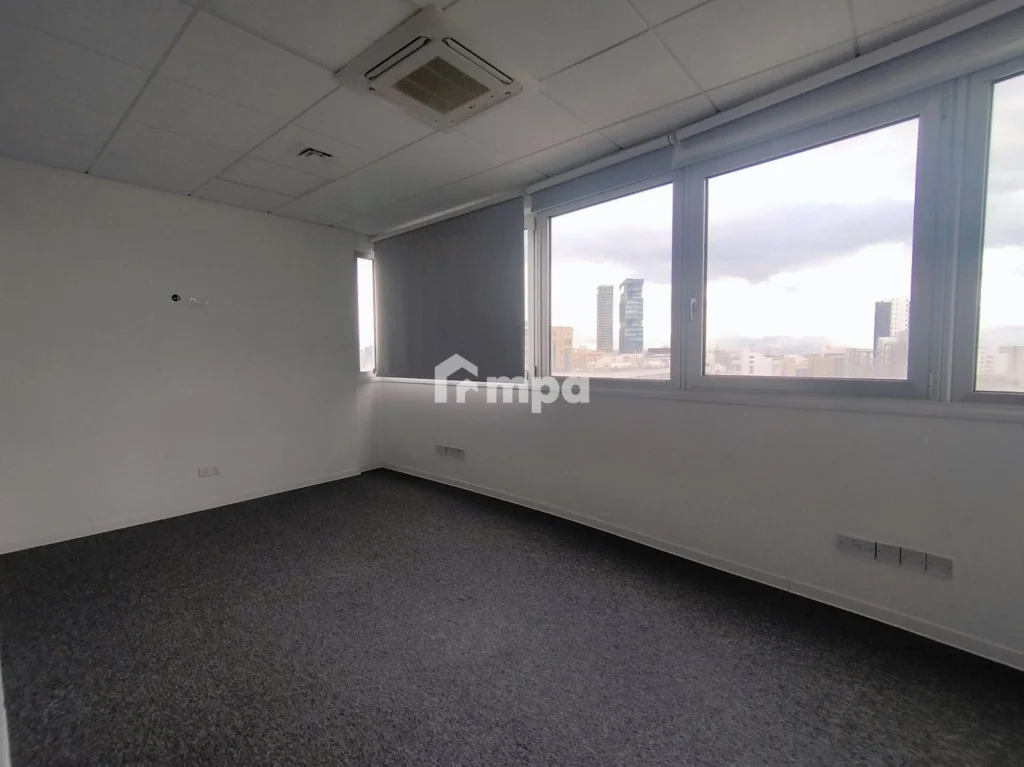 180m² Office for Rent in Nicosia District